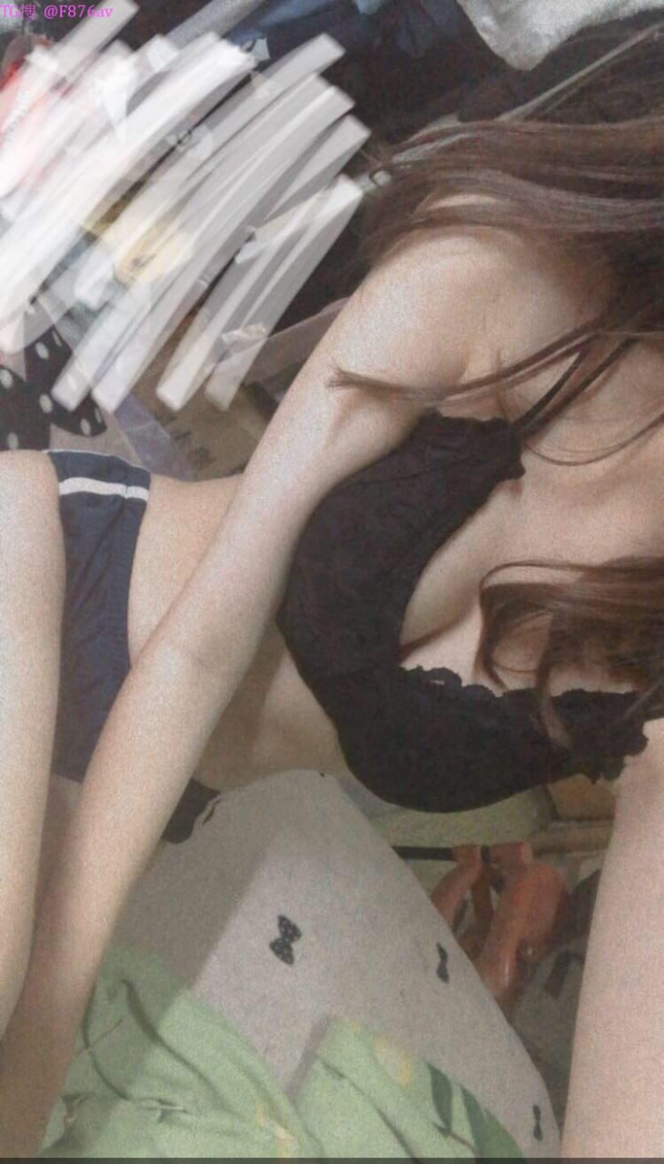 đi ăn gặp em phục vụ đáng yêu và cái kết sung sướng